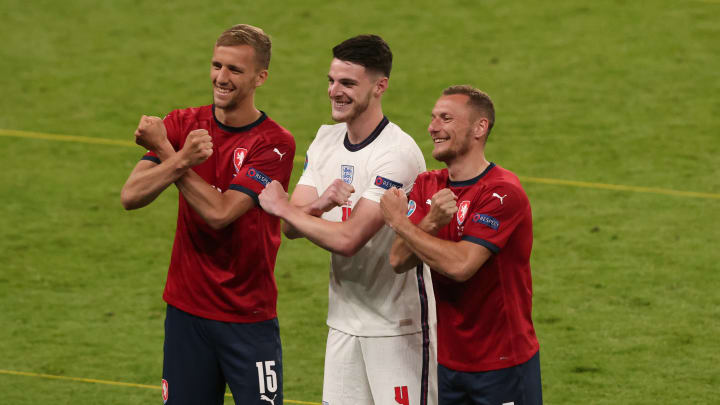 สาธารณรัฐเช็ก 0-1 อังกฤษ : เก็บตกประเด็นร้อนหลังเกม ยูโร 2020 นัดสุดท้ายกลุ่มดี เมื่อคืนวาน